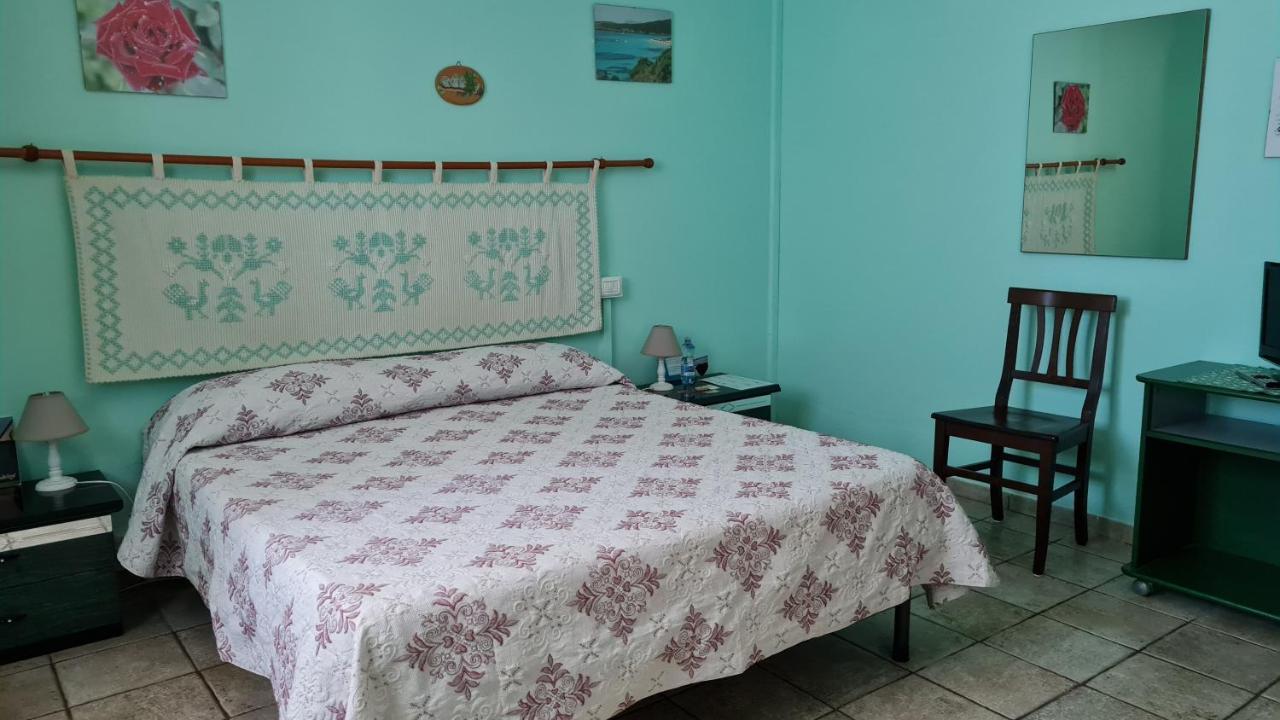 B&B Nuraximannu Santadi Eksteriør bilde